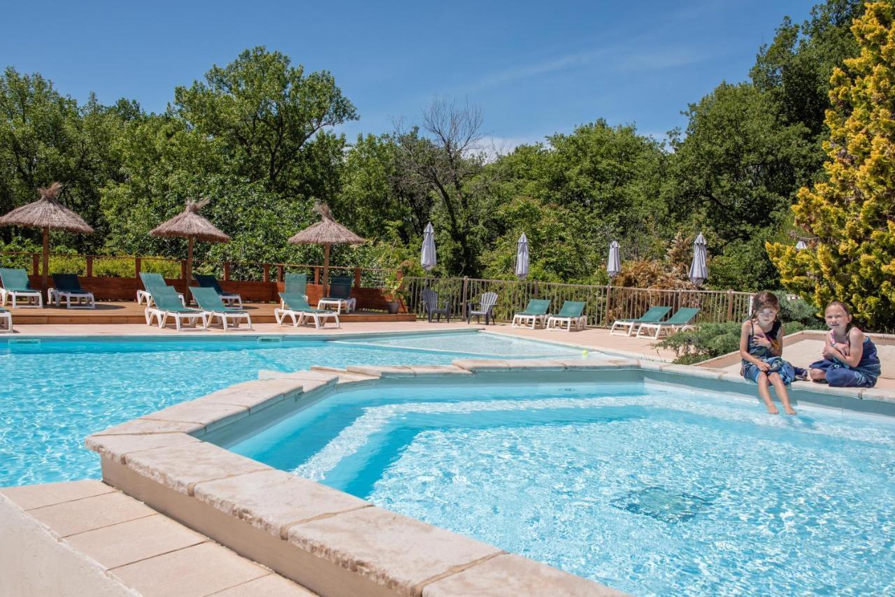 Domaine Des Bridoux Village De Gites Mirabel-aux-Baronnies Exteriör bild