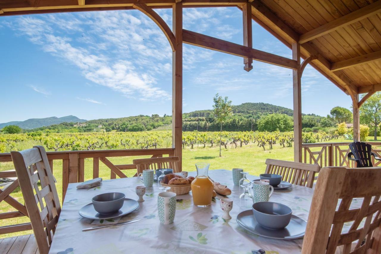 Domaine Des Bridoux Village De Gites Mirabel-aux-Baronnies Exteriör bild